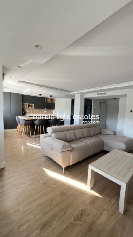 Stunning apartment renovated with top-quality Churriana 
