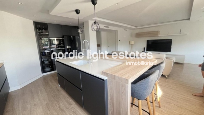 Stunning apartment renovated with top-quality Churriana 