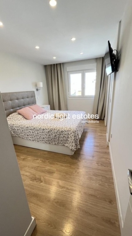 Stunning apartment renovated with top-quality Churriana 