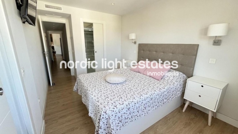Stunning apartment renovated with top-quality Churriana 