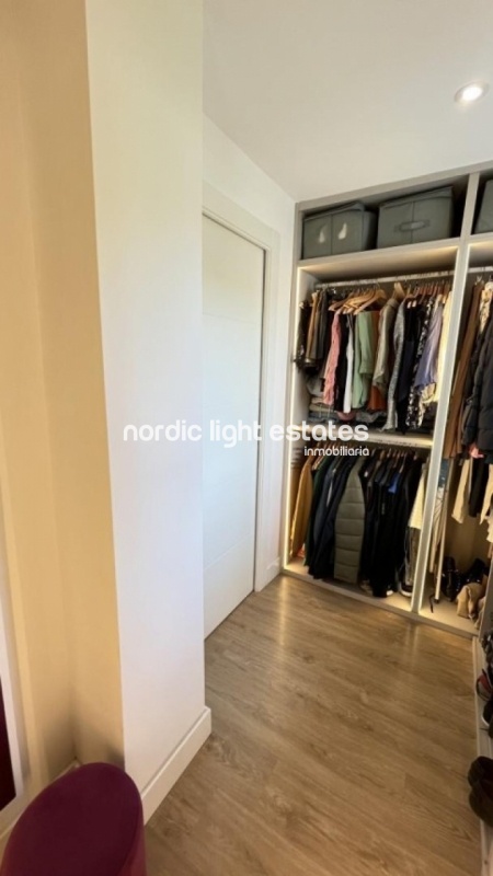 Stunning apartment renovated with top-quality Churriana 