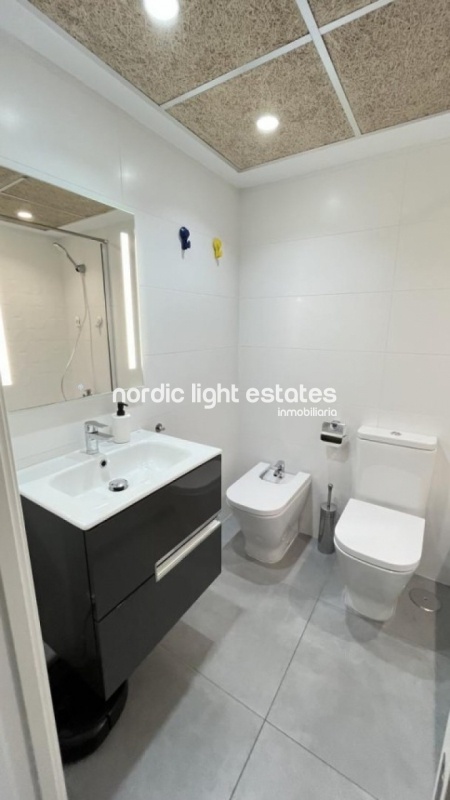 Stunning apartment renovated with top-quality Churriana 