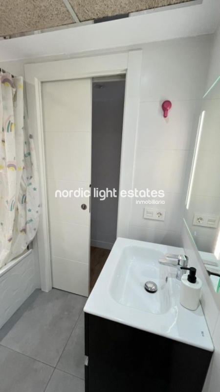 Stunning apartment renovated with top-quality Churriana 