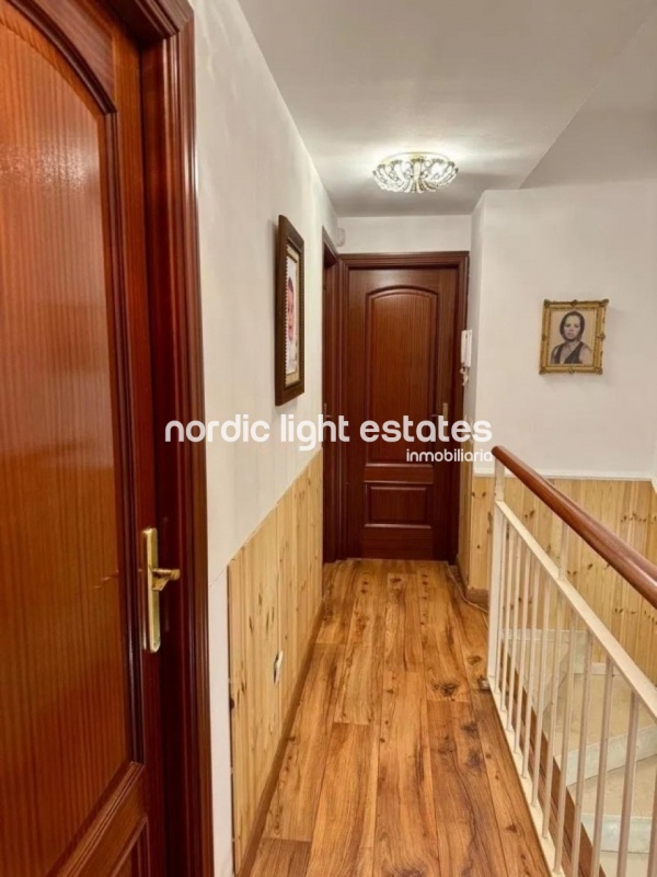Preciosa casa pareada con piscina privada en Málaga capital, zona Intelhorce