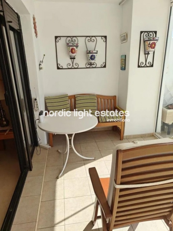 Luxury apartment in the prestigious Calaceite Urbanisation in Torrox Costa. Swimming pool and parking space x 