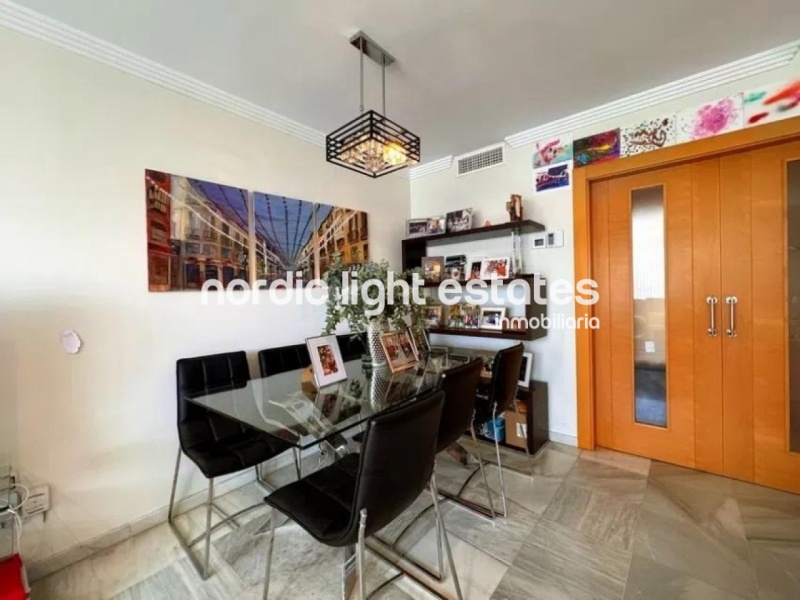 Exclusivo y elegante apartamento an la prestigiosa zona de Pacífico en Málaga capital