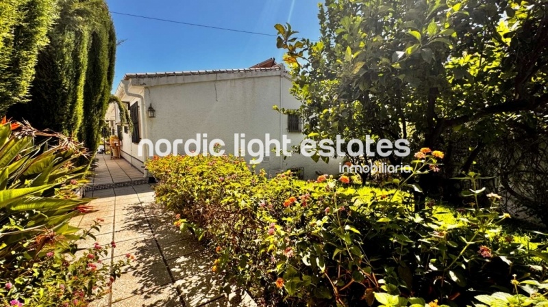 Exclusive detached villa in Capistrano, Nerja. Swimming pool and sea views