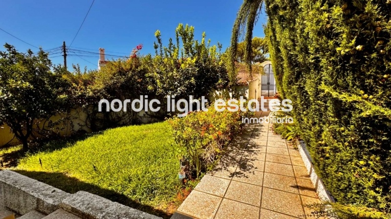 Exclusive detached villa in Capistrano, Nerja. Swimming pool and sea views