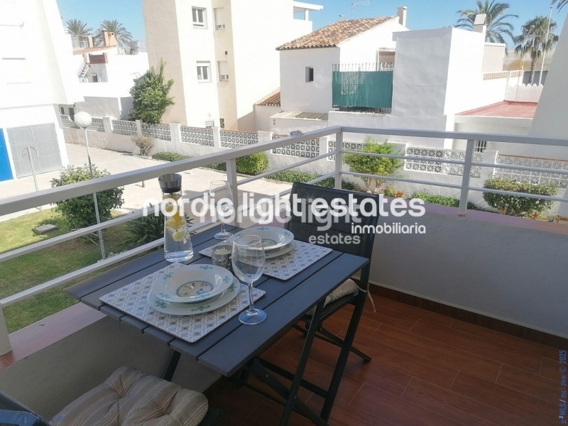 Lovely studio with spacious terrace in Caleta de Vélez