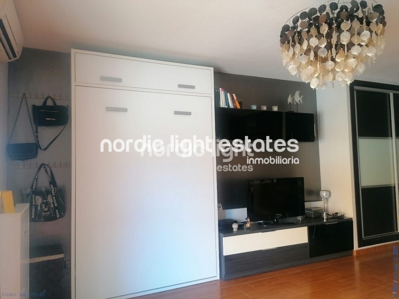 Lovely studio with spacious terrace in Caleta de Vélez