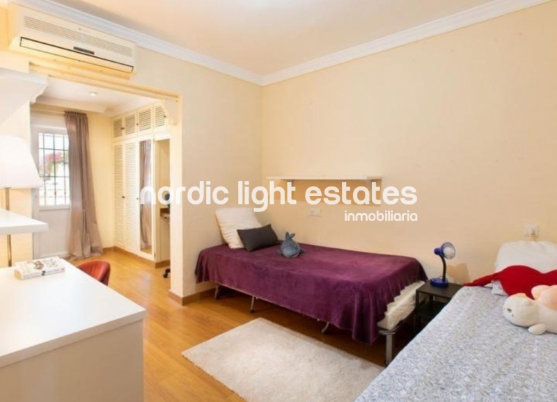Elegante villa independiente de 300 m2 en La Cala del Moral