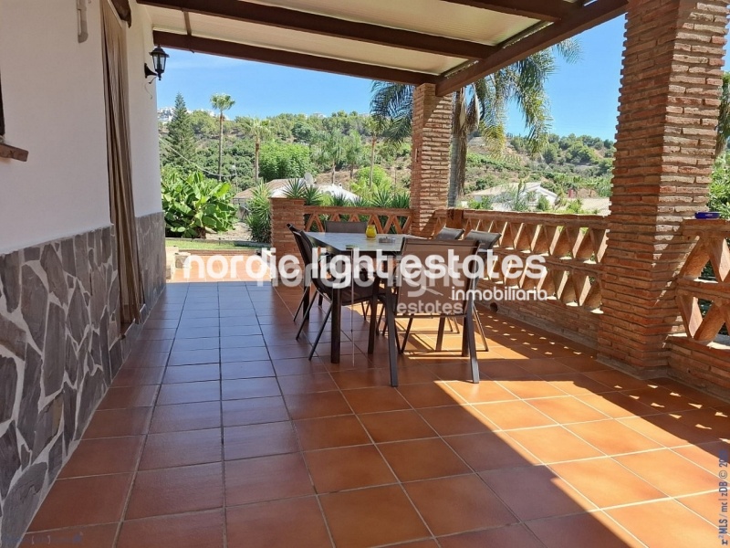 Preciosa casa rural en excelente estado y con acceso completamente hormigonado en Frigiliana 