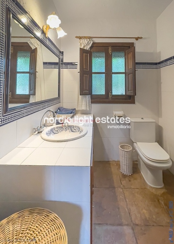 Stunning country villa plenty of land and fruit trees in La Herradura