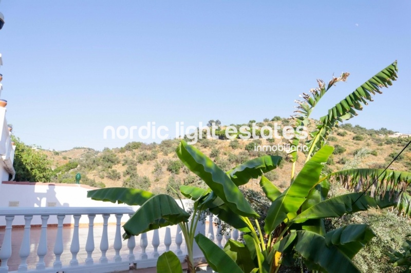 Oportunidad de inversión. 2 casas independientes muy cerca de Torrox Pueblo