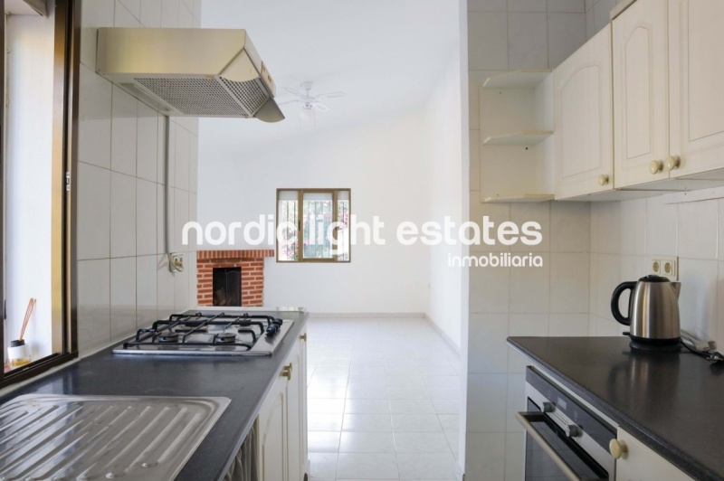 Oportunidad de inversión. 2 casas independientes muy cerca de Torrox Pueblo
