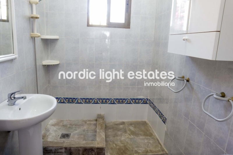 Oportunidad de inversión. 2 casas independientes muy cerca de Torrox Pueblo