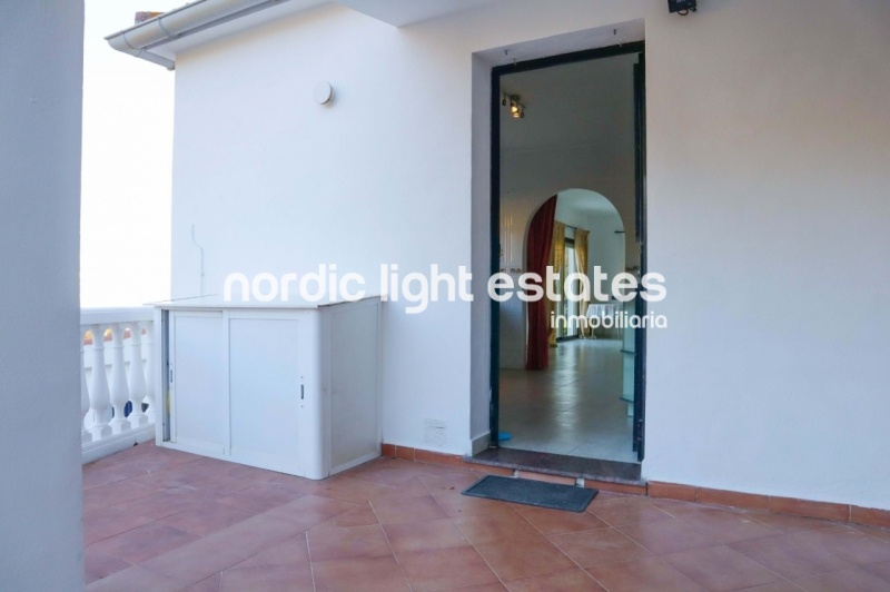 Oportunidad de inversión. 2 casas independientes muy cerca de Torrox Pueblo