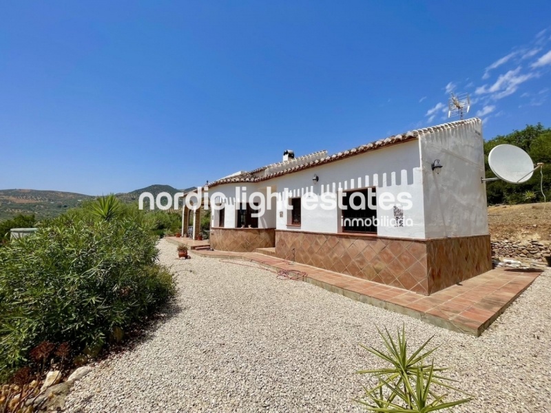 Villa Periana 3 beds
