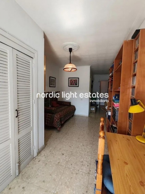 Spacious apartment 5 bedrooms with independent studio in Málaga city