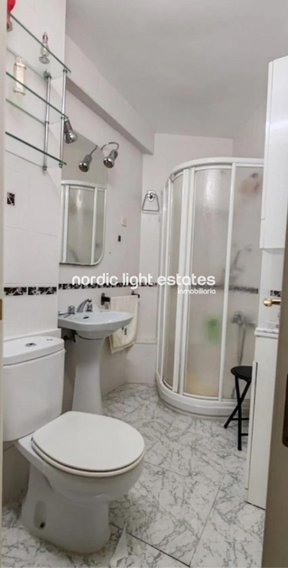 Spacious apartment 5 bedrooms with independent studio in Málaga city