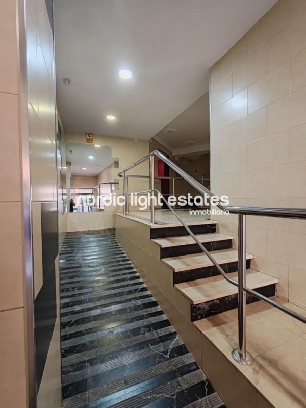 Spacious apartment 5 bedrooms with independent studio in Málaga city