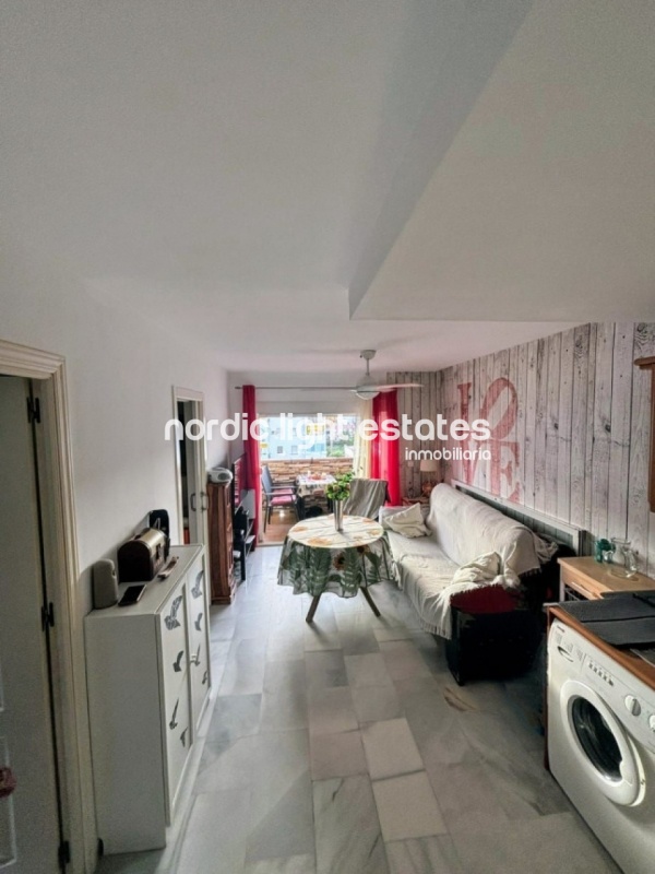Apartamento en Laguna Beach, primera línea de la playa en Torrox Costa