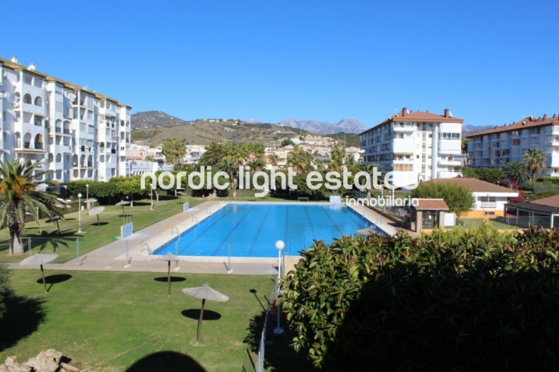 Apartamento en Laguna Beach, primera línea de la playa en Torrox Costa