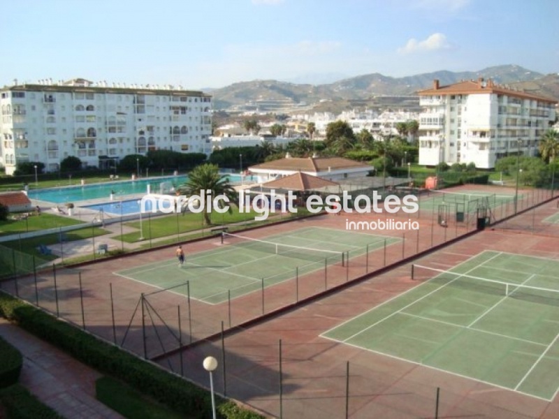 Apartamento en Laguna Beach, primera línea de la playa en Torrox Costa