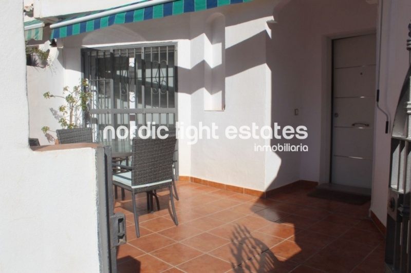 Moderna casa adosada en perfecto estado muy cerca de la playa en Torrox Costa