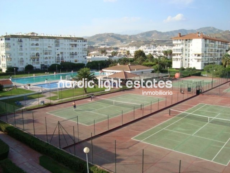 Apartamento en una urbanización sensacional en Torrox Costa