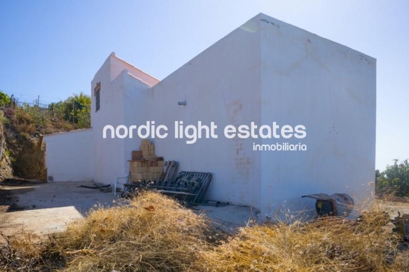 Country house with fantastic panorama sea view in Almayate Alto