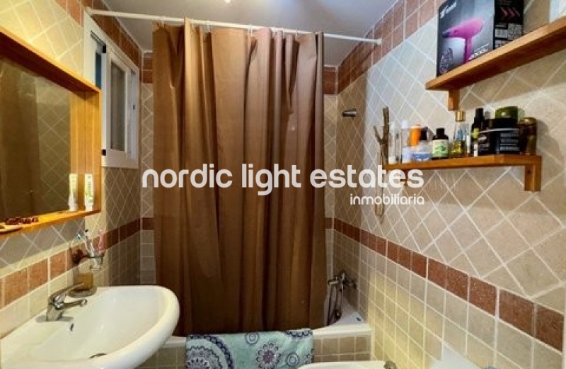 Lovely apartment with private courtyyard close to the beach in El Morche
