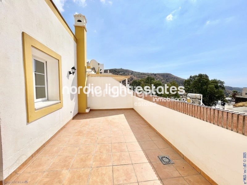 Magnifica casa adosada en excelente estado en Torrox Pueblo