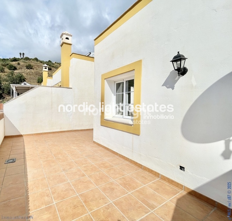 Magnifica casa adosada en excelente estado en Torrox Pueblo