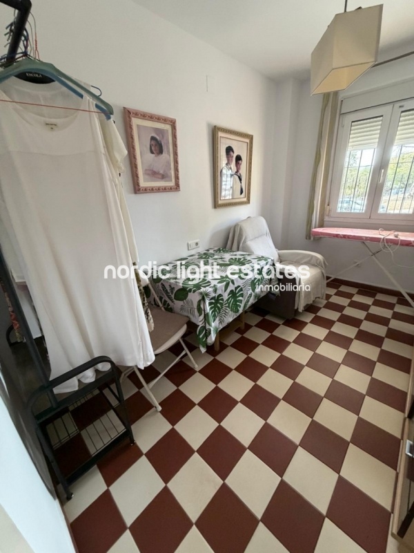 Amplio piso con 2 terrazas grandes, plaza de parking y trastero en Torre del Mar