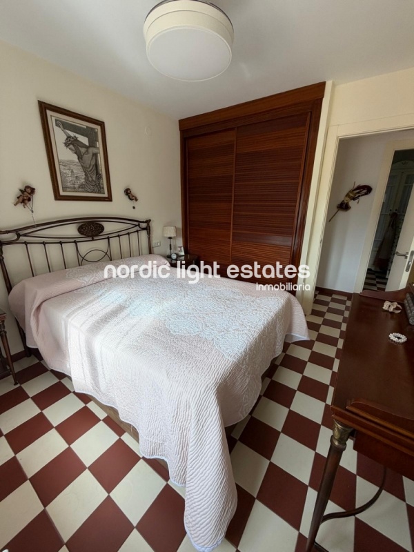 Amplio piso con 2 terrazas grandes, plaza de parking y trastero en Torre del Mar