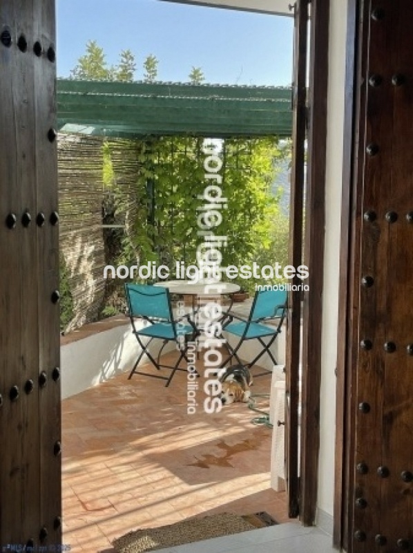 Exclusiva finca con 3 casas a solo 500 metros de Frigiliana