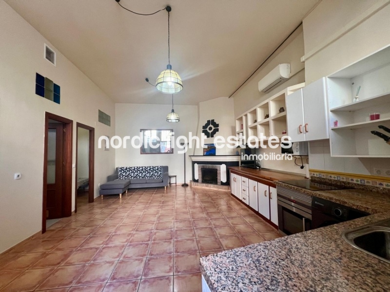 Lindo y céntrico apartamento en Chaparil, Nerja muy cerca de la playa Torrecilla