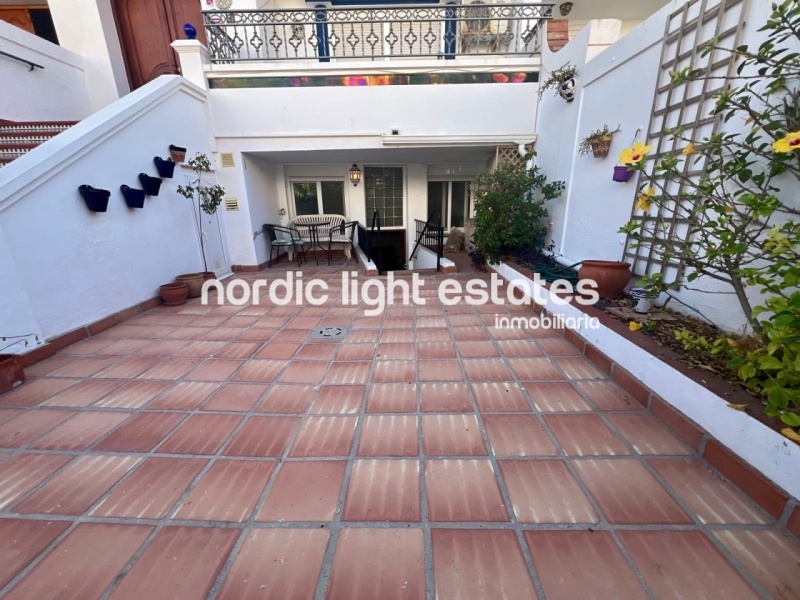 Lindo y céntrico apartamento en Chaparil, Nerja muy cerca de la playa Torrecilla