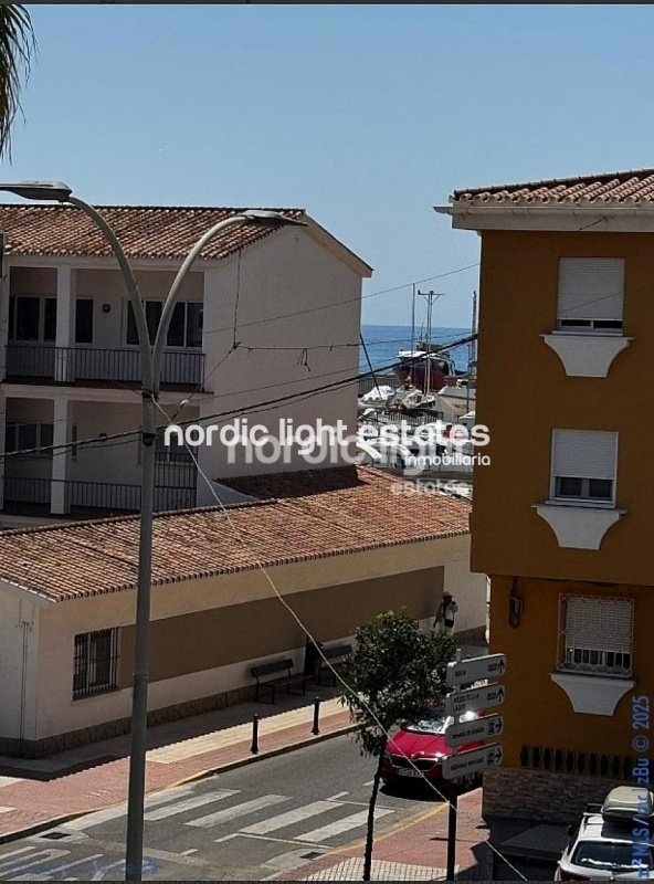 Piso moderno reformado en Caleta de Vélez