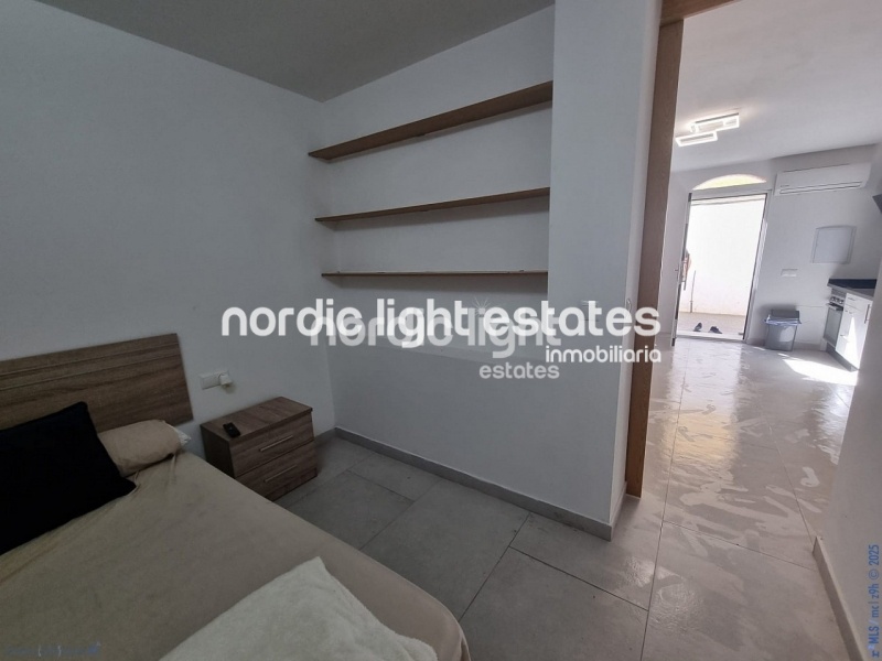 Beachfront sudio apartment in Torrox Costa 