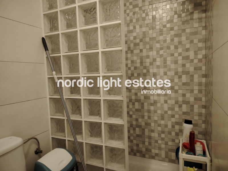 Property with 2 independent units in Torrox Costa 