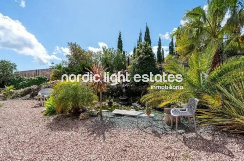 Beautiful villa with independent apartment in the countryside of Frigiliana