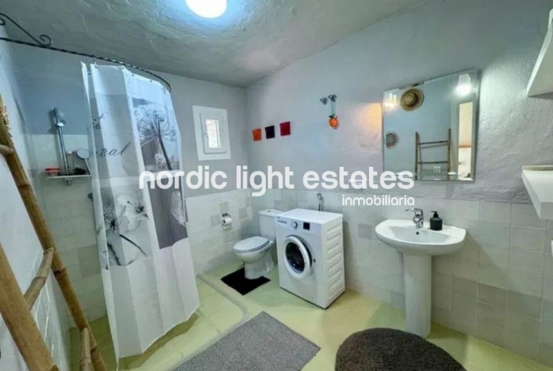 Beautiful villa with independent apartment in the countryside of Frigiliana