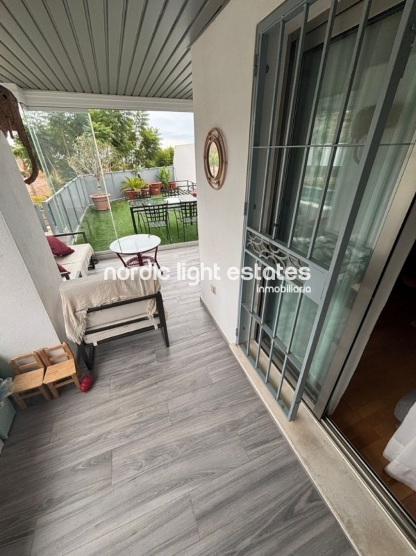 Estupendo apartamento con plaza de garaje en Rincón de la Victoria 