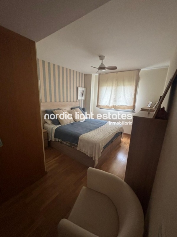 Estupendo apartamento con plaza de garaje en Rincón de la Victoria 