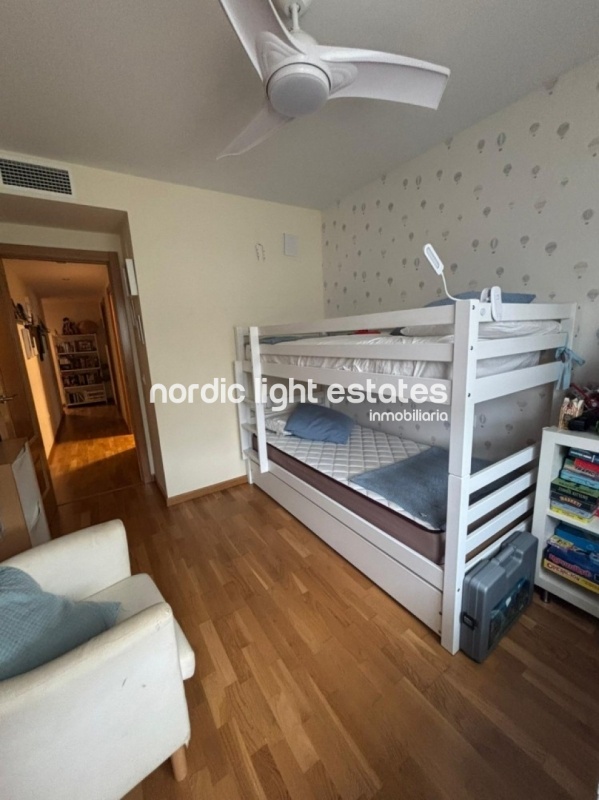 Estupendo apartamento con plaza de garaje en Rincón de la Victoria 