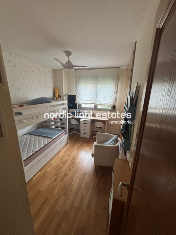 Estupendo apartamento con plaza de garaje en Rincón de la Victoria 