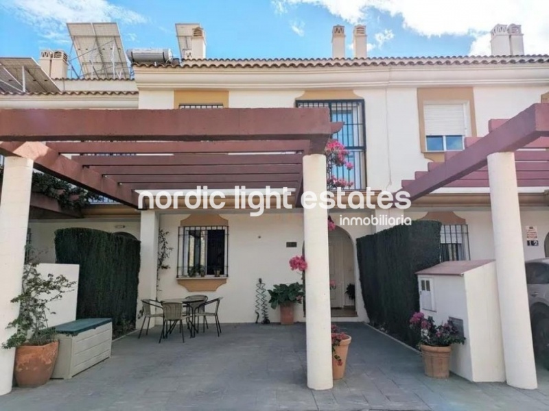 Spacious townhouse in Rincón de la Victoria 