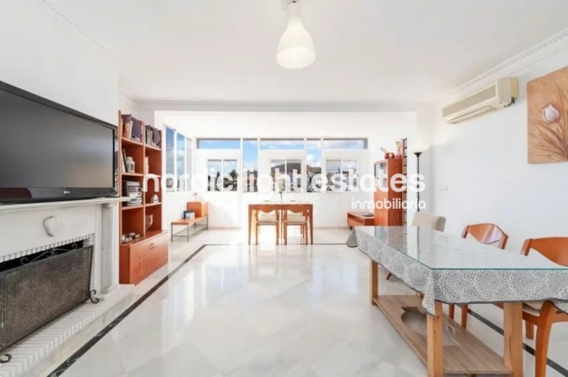 Precioso pareado con vistas impresionantes al mar